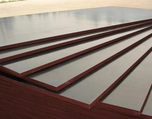 Фанера с ламинацией поверхности